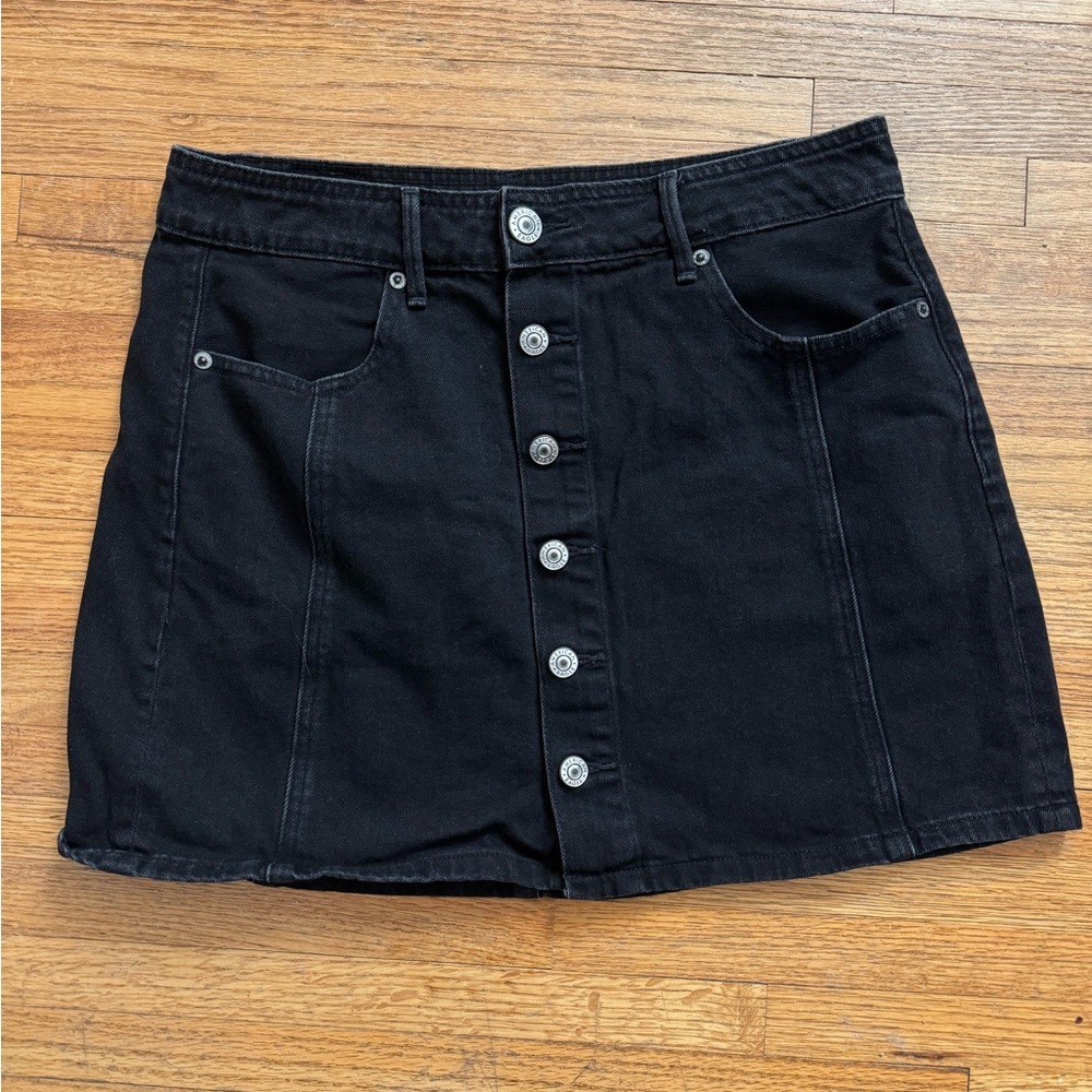 American Eagle Black Button-Front Denim Skirt | 10